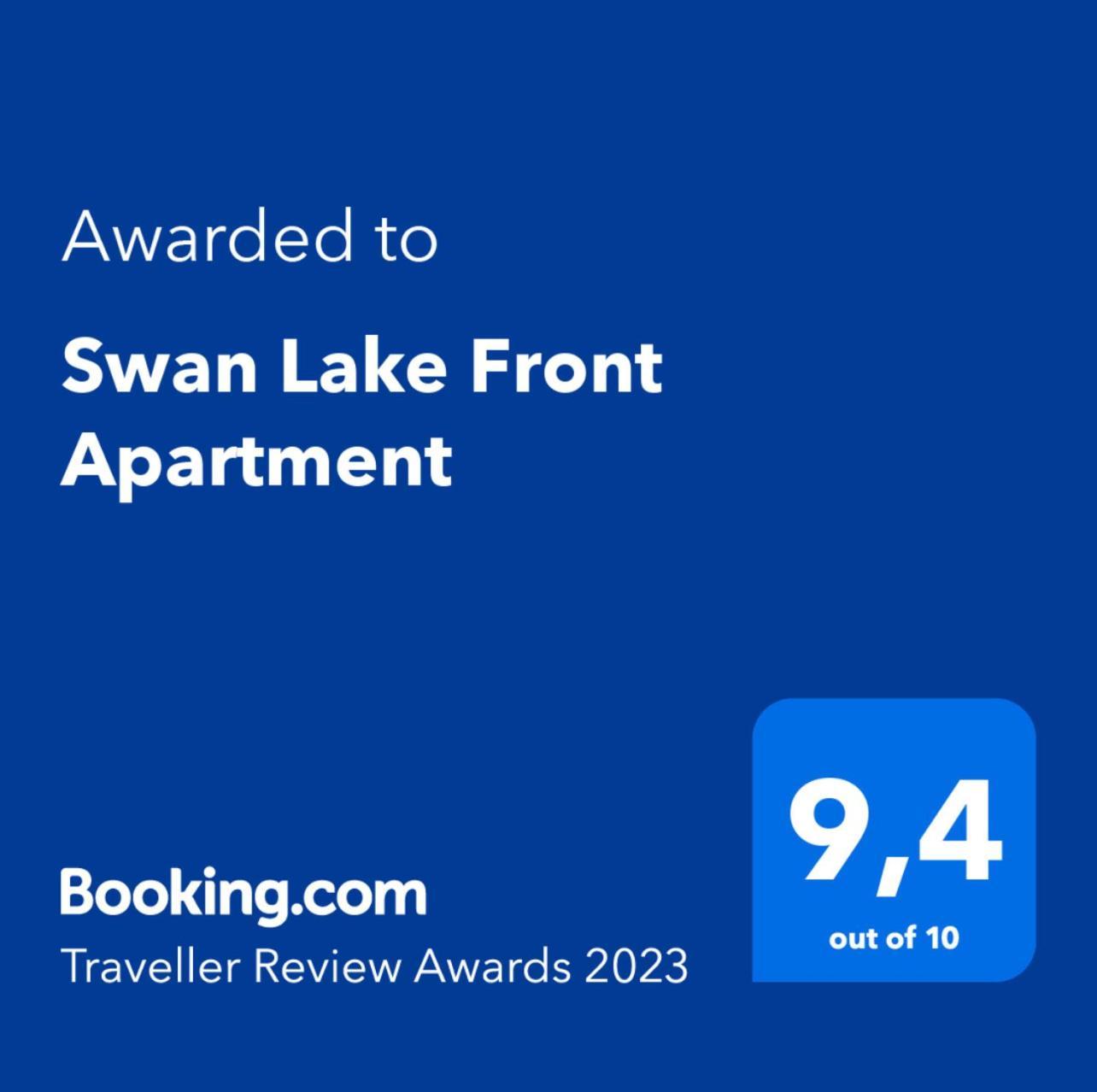 Swan Lake Front Apartment แคซโทเรีย ภายนอก รูปภาพ